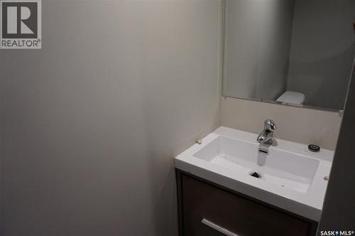 91 Plant Crescent, Regina, SK - Indoor Photo Showing Bathroom