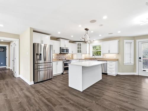 495 Gatehouse Run, Hammonds Plains, NS - Indoor Photo Showing Kitchen With Stainless Steel Kitchen With Upgraded Kitchen