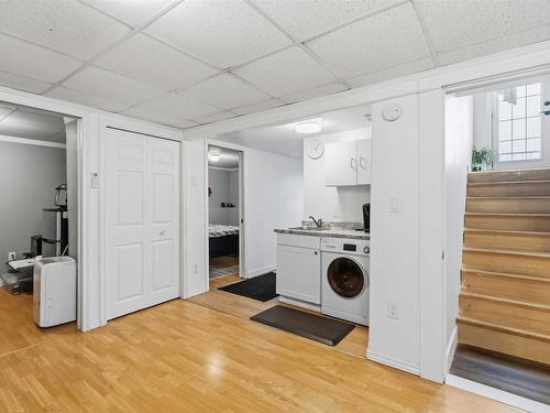 32 Tamarack Circle, Lower Sackville, NS - Indoor Photo Showing Laundry Room