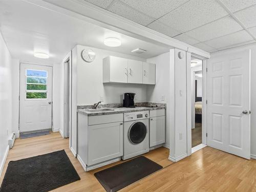 32 Tamarack Circle, Lower Sackville, NS - Indoor Photo Showing Laundry Room