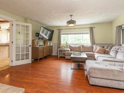 4845 Highway 340, Carleton, NS - Indoor Photo Showing Living Room