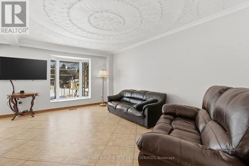 44 BROWNS LINE , Toronto, Ontario M8W 3S9 5