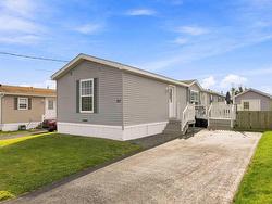 117 Juniper Crescent  Eastern Passage, NS B3G 1M1