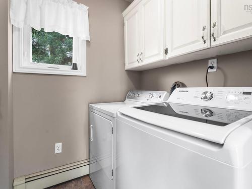 88 Armada Drive, Halifax, NS - Indoor Photo Showing Laundry Room