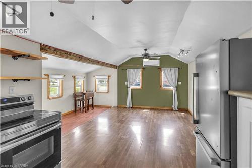 995 Mcdowell Road E, Simcoe, ON - Indoor Photo Showing Kitchen