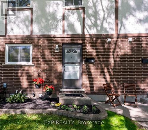 10 - 3322 ADDISON AVENUE  Niagara Falls (Church's Lane), ON L2J 3L1