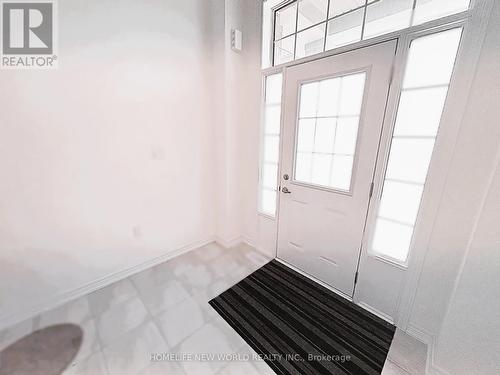 966 Cormorant Path, Pickering, ON - Indoor Photo Showing Other Room