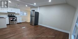 1468 DUNDAS CRESCENT  Mississauga, ON L5C 1E9