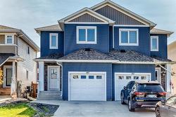 147 Phoenix Way  Winnipeg, MB R2V 5B3
