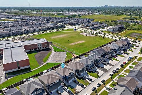 147 Phoenix Way, Winnipeg, MB - Outdoor With View