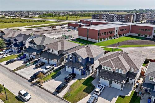 147 Phoenix Way, Winnipeg, MB - Outdoor With View