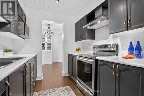 23 Whitegate Crescent, Ottawa, ON - Indoor Photo Showing Kitchen