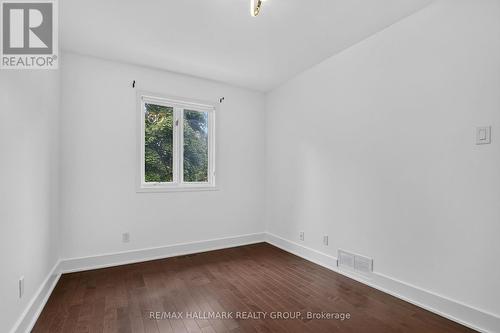 23 Whitegate Crescent, Ottawa, ON - Indoor Photo Showing Other Room