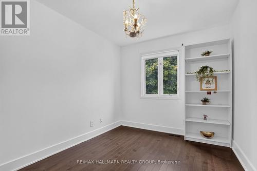 23 Whitegate Crescent, Ottawa, ON - Indoor Photo Showing Other Room