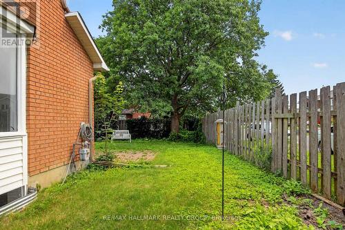 23 Whitegate Crescent, Ottawa, ON - Outdoor
