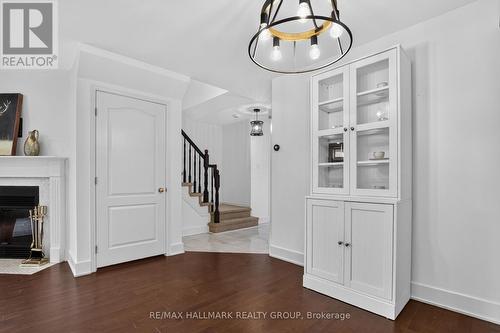 23 Whitegate Crescent, Ottawa, ON - Indoor Photo Showing Other Room