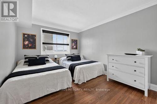 404 - 345 Centrum Boulevard, Ottawa, ON - Indoor Photo Showing Bedroom