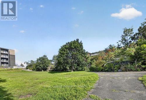 404 - 345 Centrum Boulevard, Ottawa, ON - Outdoor