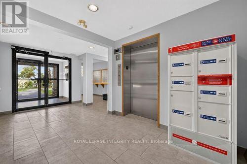 404 - 345 Centrum Boulevard, Ottawa, ON - Indoor Photo Showing Other Room