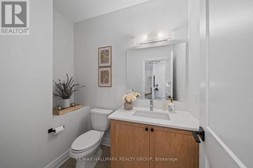 917 Atrium Ridge, Ottawa, ON - Indoor Photo Showing Bathroom
