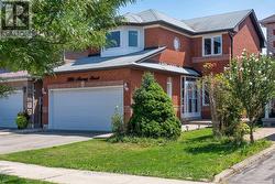 5806 MERSEY STREET  Mississauga, ON L5V 1V9