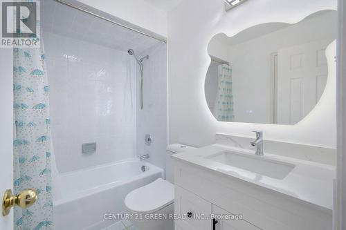 5806 Mersey Street, Mississauga, ON - Indoor Photo Showing Bathroom