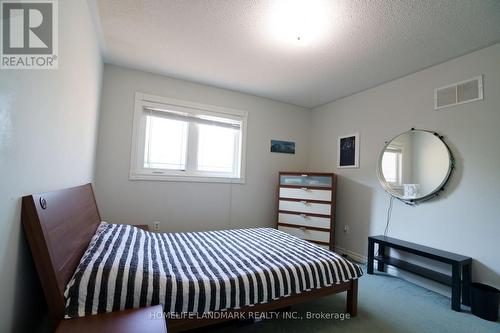 2914 Peacock Drive, Mississauga, ON - Indoor Photo Showing Bedroom