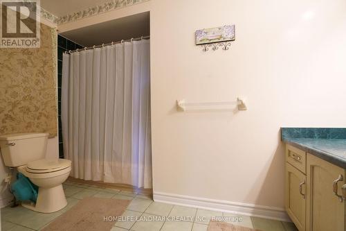 2914 Peacock Drive, Mississauga, ON - Indoor Photo Showing Bathroom