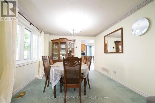 2914 Peacock Drive, Mississauga, ON - Indoor Photo Showing Dining Room