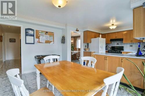 2914 Peacock Drive, Mississauga, ON - Indoor Photo Showing Dining Room