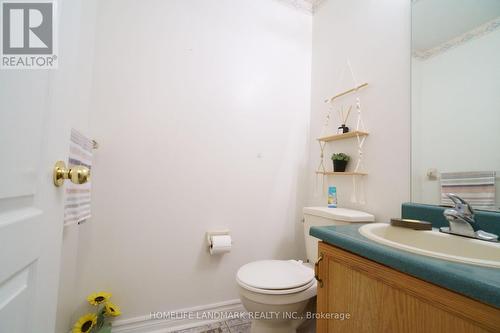 2914 Peacock Drive, Mississauga, ON - Indoor Photo Showing Bathroom
