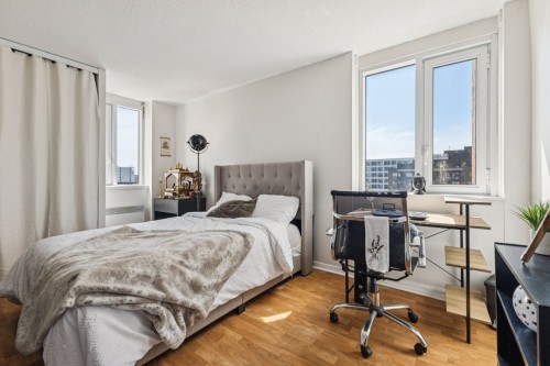 Chambre à coucher principale - 909-285 Rue Laurier, Gatineau (Hull), QC - Indoor Photo Showing Bedroom