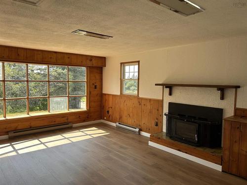 7532 Highwy 3, Upper Woods Harbour, NS - Indoor With Fireplace