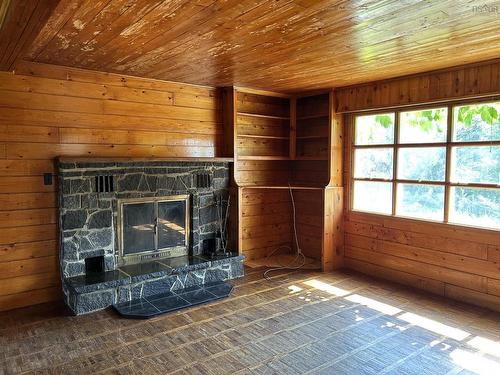 7532 Highwy 3, Upper Woods Harbour, NS - Indoor With Fireplace