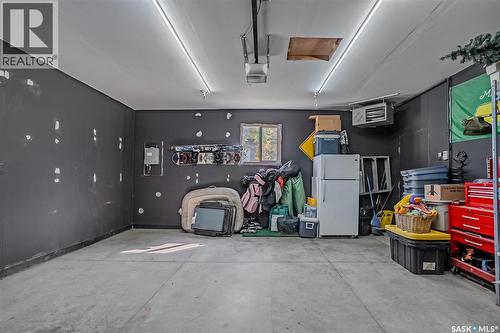 1410 Coy Avenue, Saskatoon, SK - Indoor Photo Showing Garage