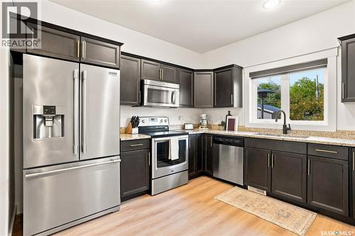 1410 Coy Avenue, Saskatoon, SK - Indoor Photo Showing Kitchen With Stainless Steel Kitchen