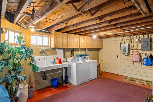 2889 Philip St, Duncan, BC 