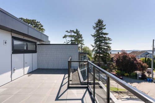 2292 Gail Pl, Sidney, BC - Outdoor With Exterior