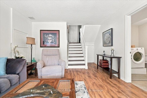 2564 Mainroyal Street, Mississauga, ON 