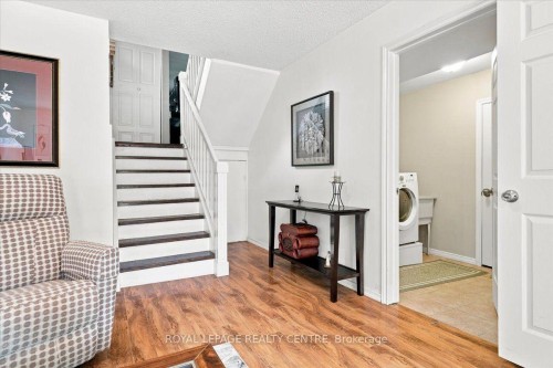 2564 Mainroyal Street, Mississauga, ON 