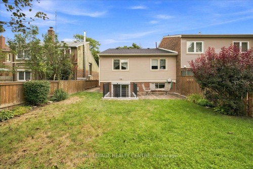 2564 Mainroyal Street, Mississauga, ON 