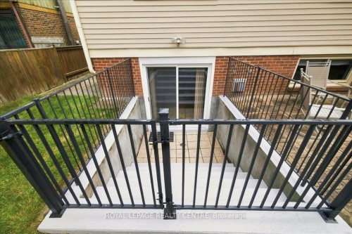2564 Mainroyal Street, Mississauga, ON 