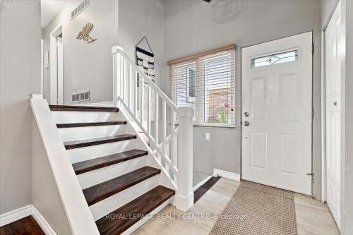 2564 Mainroyal Street, Mississauga, ON 