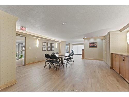 906-75 Riverside Drive, Windsor, ON - Indoor