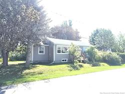 3 Miramichi AVE Miramichi, NB E1N 1P6