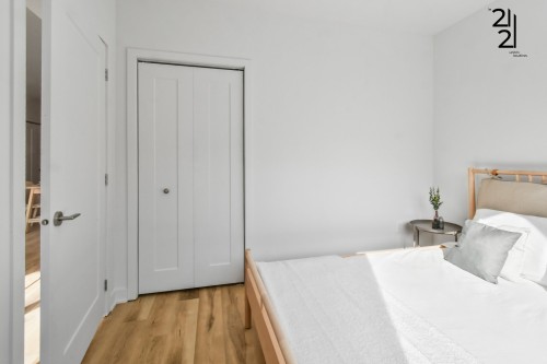 Bedroom - 208-2121 Av. Papineau, Montréal (Ville-Marie), QC - Indoor Photo Showing Bedroom