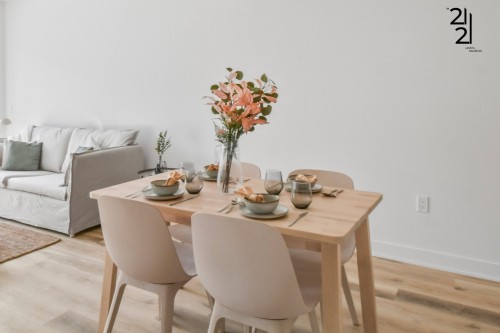 Dining Room - 401-2121 Av. Papineau, Montréal (Ville-Marie), QC - Indoor Photo Showing Dining Room
