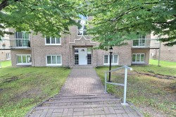3-9345 Av. de Laval Québec (Charlesbourg), QC G1G 4X6