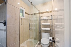 Master Bathroom - 