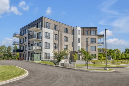Front of Structure - 106-1600 Rue Mozart, Lévis (Desjardins), QC - Outdoor